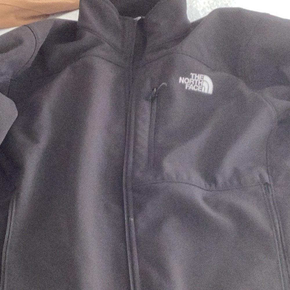 The North Face Black Fleece Jacket - Picture 2 of 4
